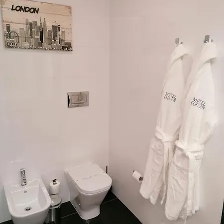 Liefdeshotel Eleven *